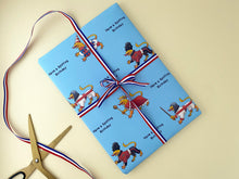 Load image into Gallery viewer, English Lion Birthday Gift Wrap