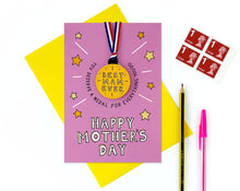 Load image into Gallery viewer, best mam ever. mothers day card in the uk with detachable keyring
